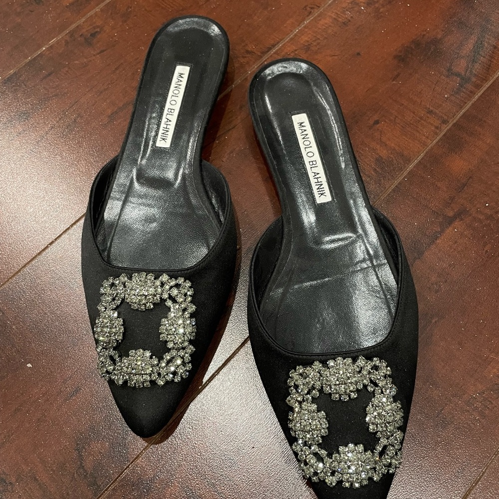 COPY - Authentic Manolo Blahnik hagassi flats